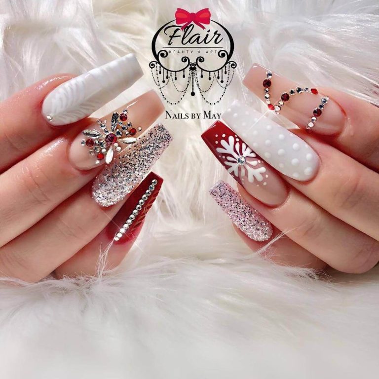 Baddie Simple Coffin Nails With Rhinestones