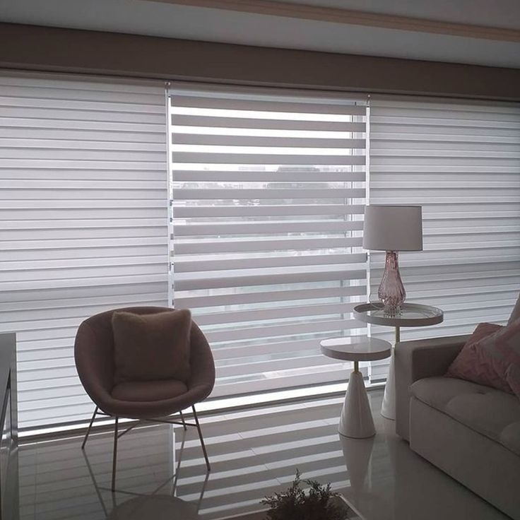 How Do Roller Blinds Improve Interior Design in UAE Properties?